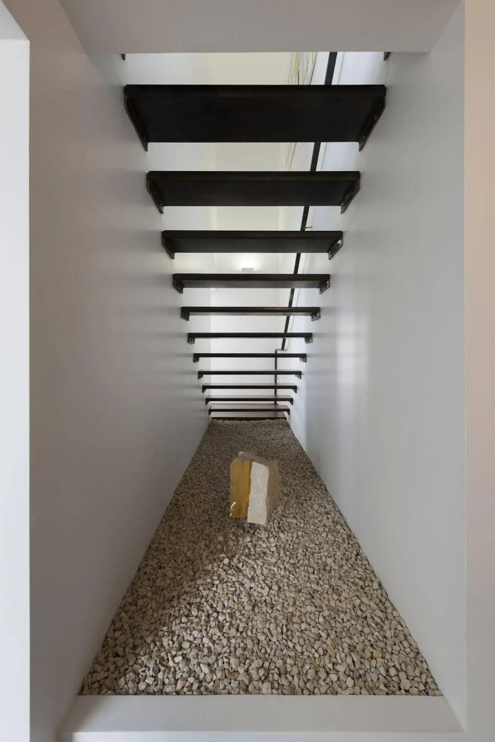 Olala Fine Arts Studios