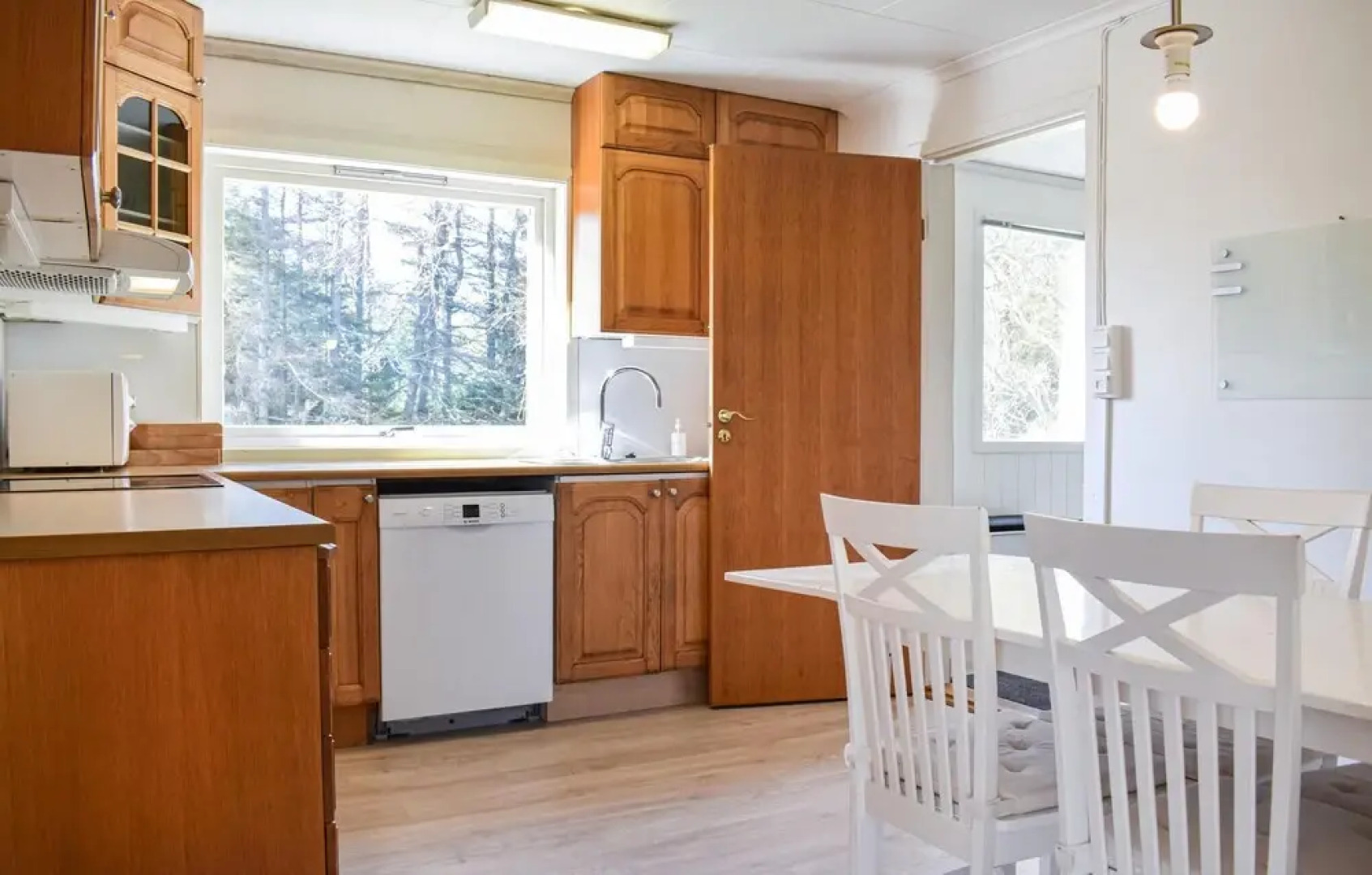 Beautiful Home in Torangsvåg With 4 Bedrooms and Wifi