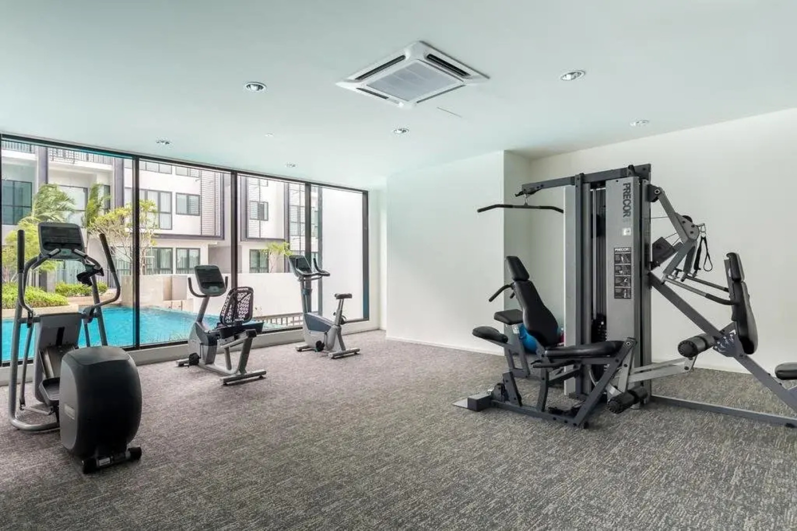 HomestayKite @ I-Residence