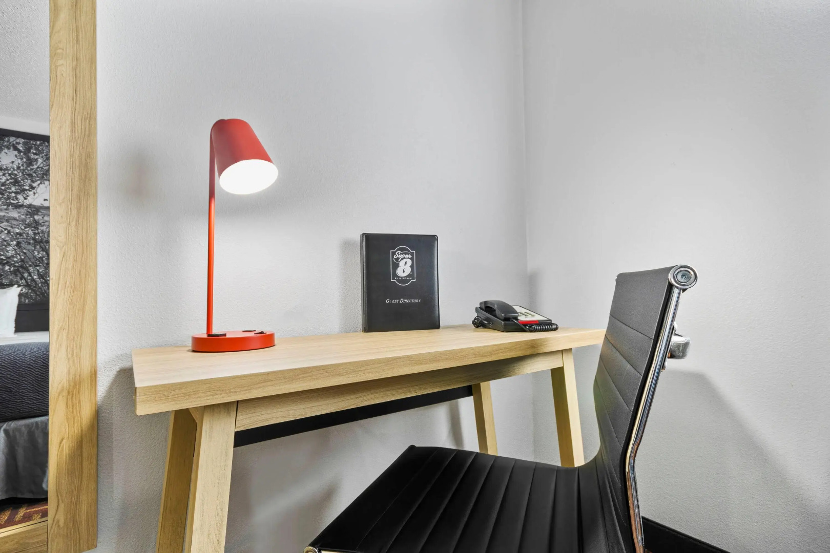 Super 8 by Wyndham Eveleth