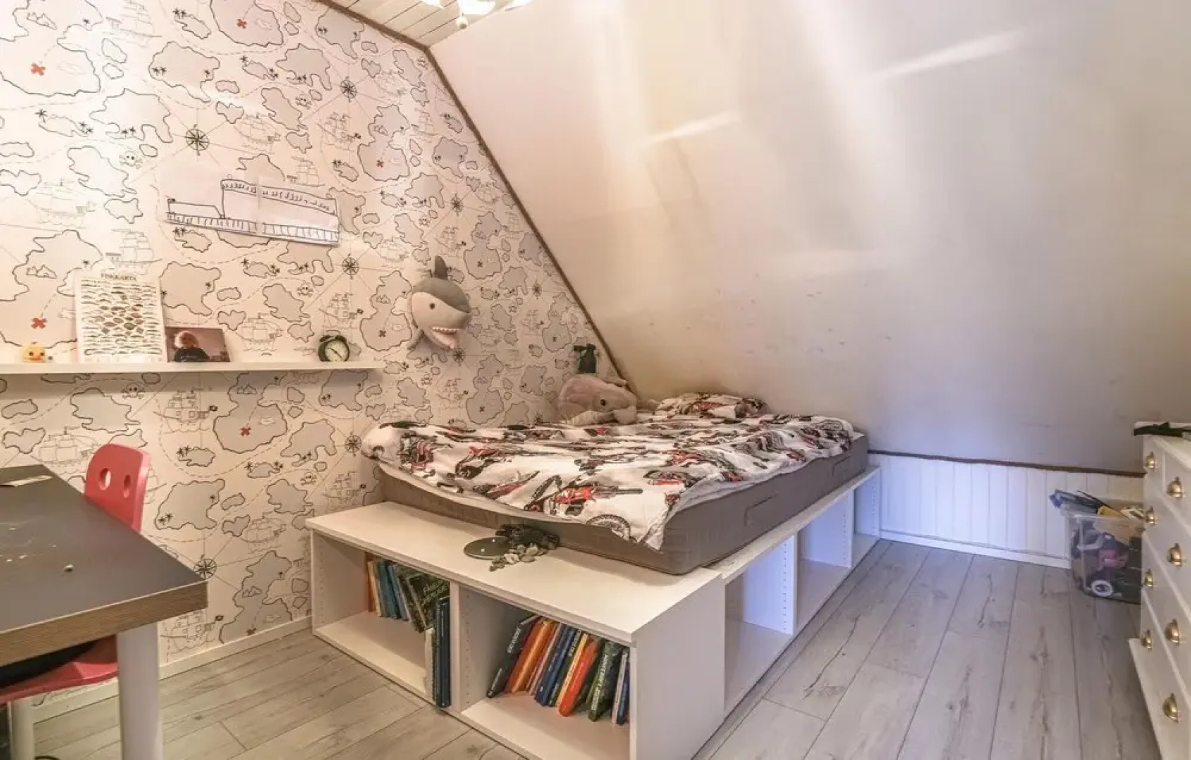 Beautiful Home in Vara With 4 Bedrooms and Wifi