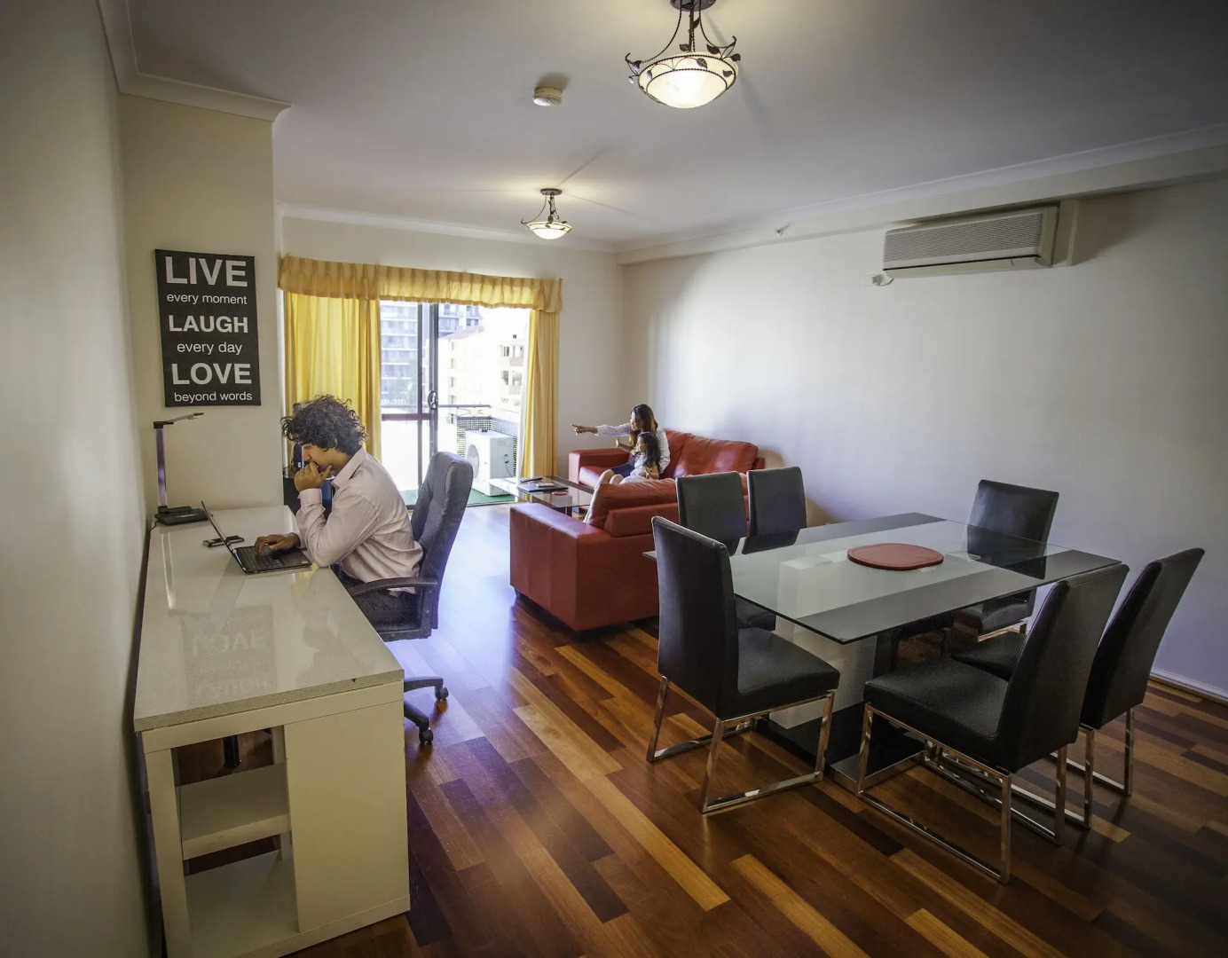 Starwest Apartments Alderney on Hay