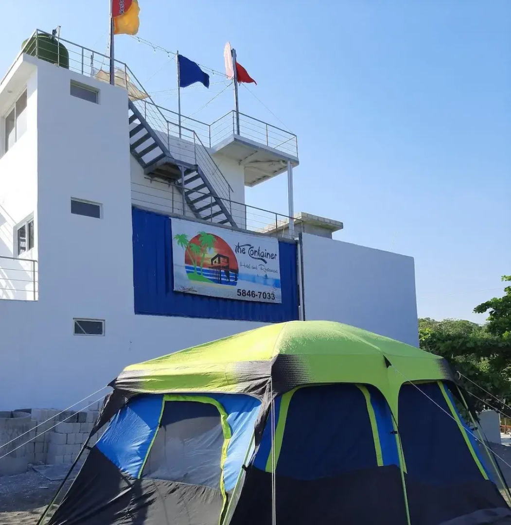 The Container Hotel And Restoran