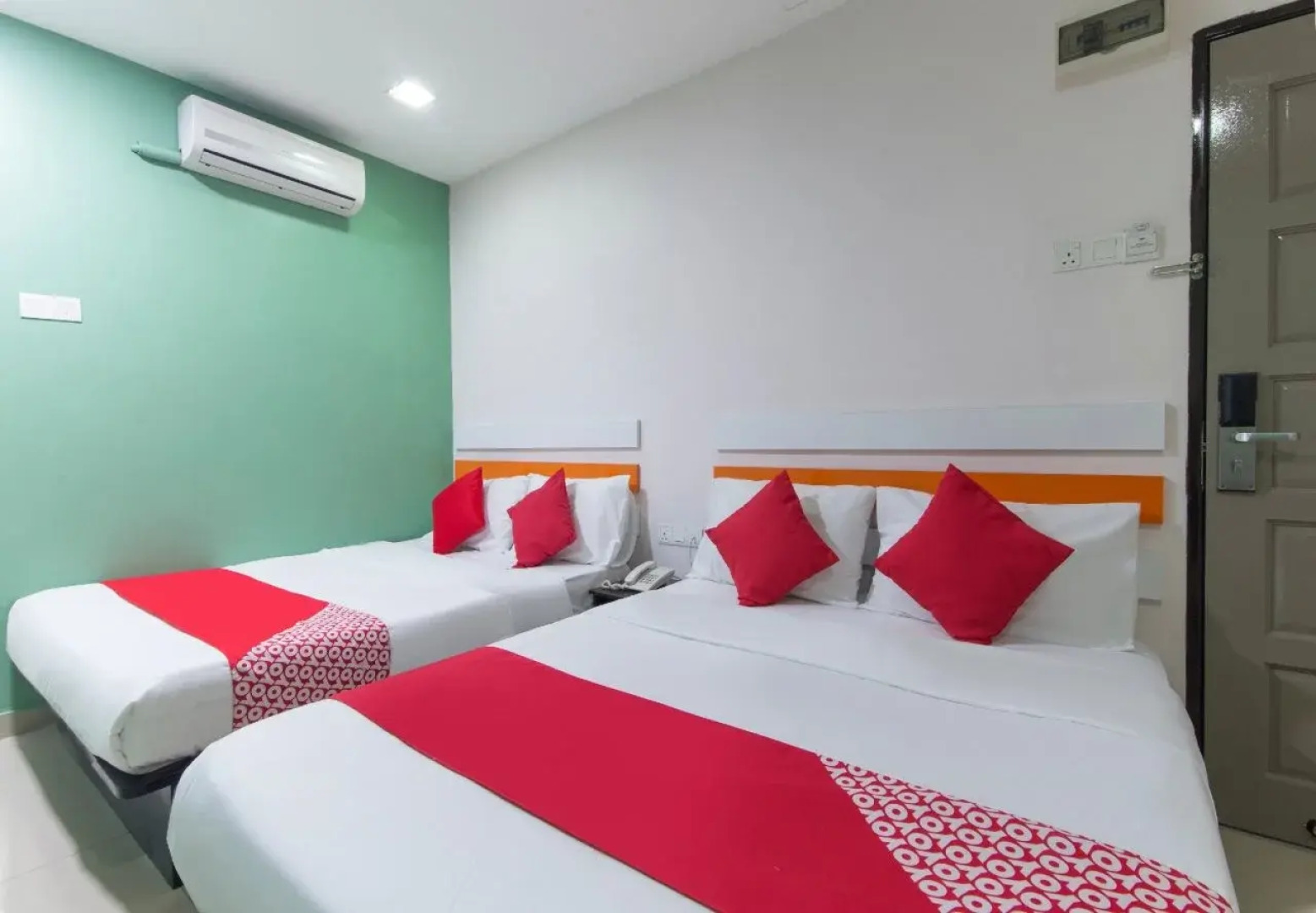 OYO 90296 Red Orange Hotel Port Klang
