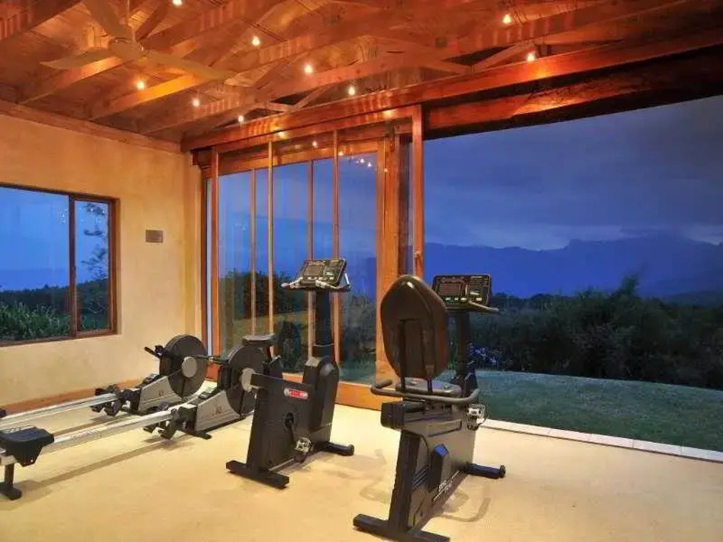 Coach House Hotel & Spa