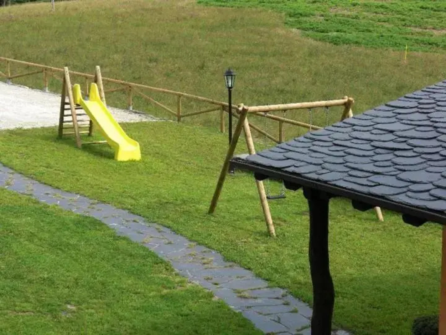 Casa De Aldea El Conceyu