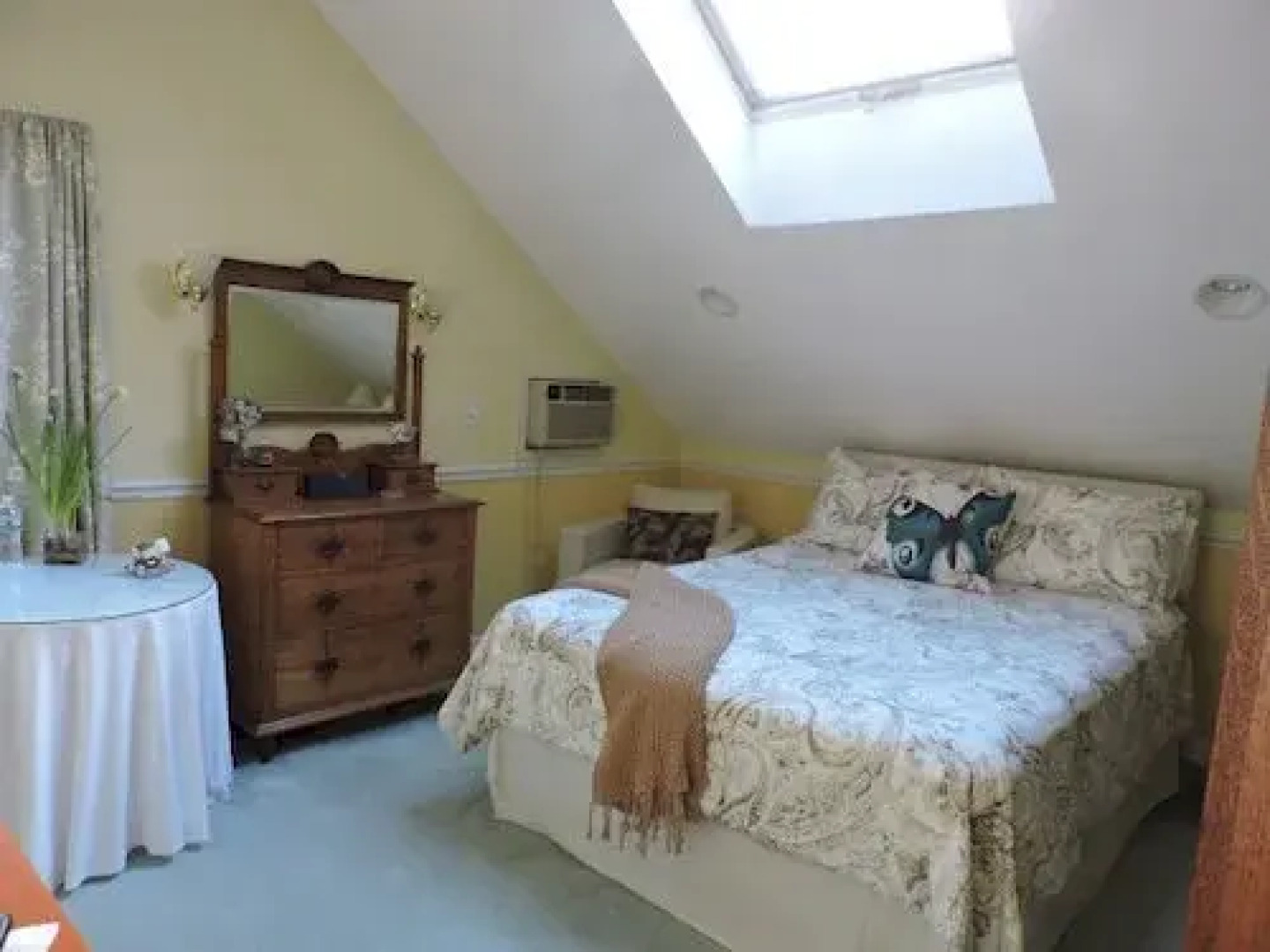 Arbor Inn Bed and Breakfast