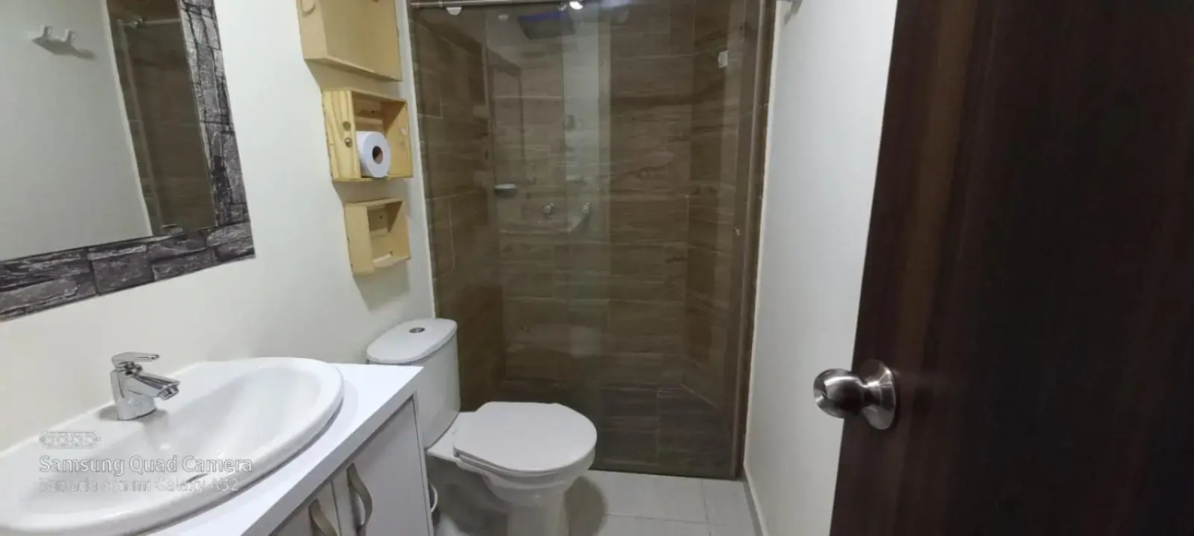 Apartamento con excelente ubicación.