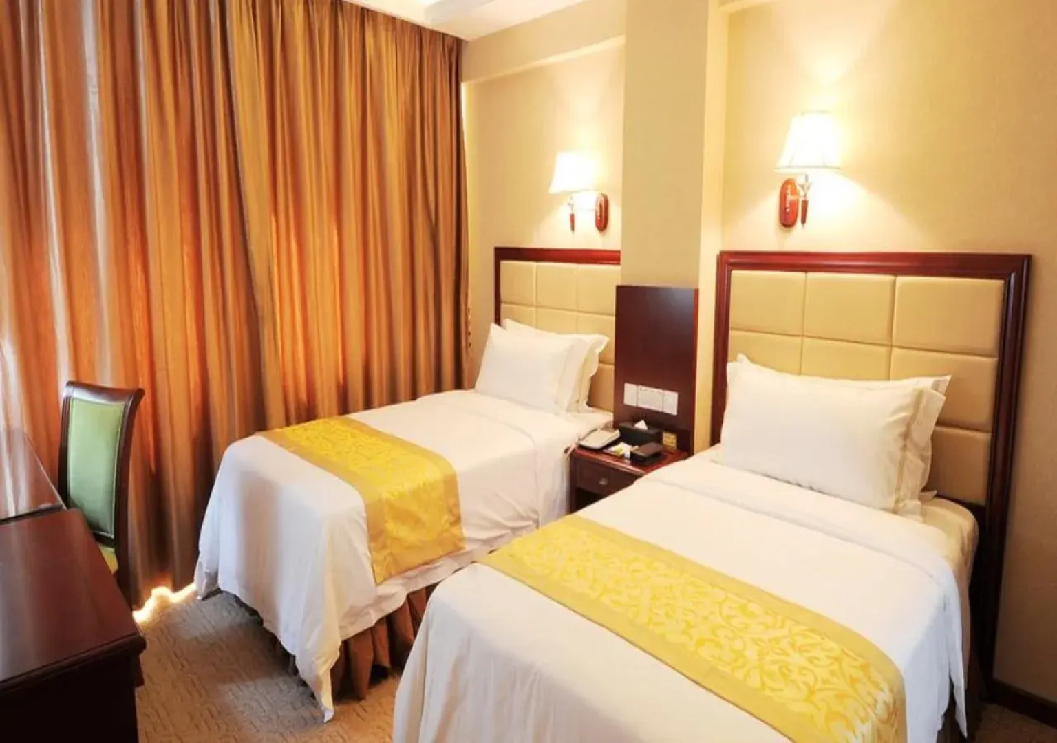 Zhoukou Binjiang International Hotel