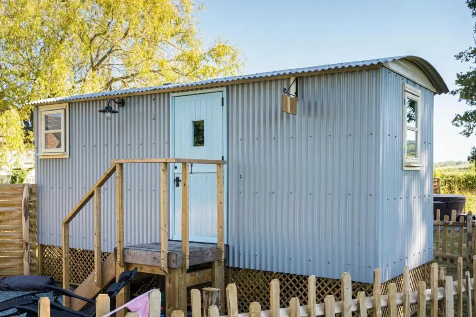 The Hideaway Hut - 1 Bed Shepherds Hut - Dodmarsh