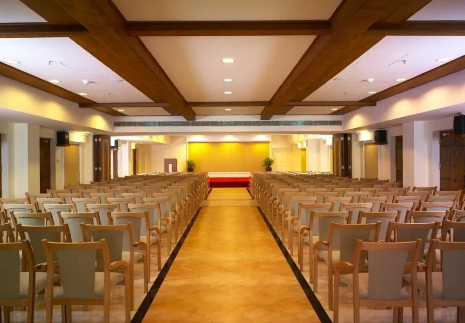 Nani Hotels & Resorts