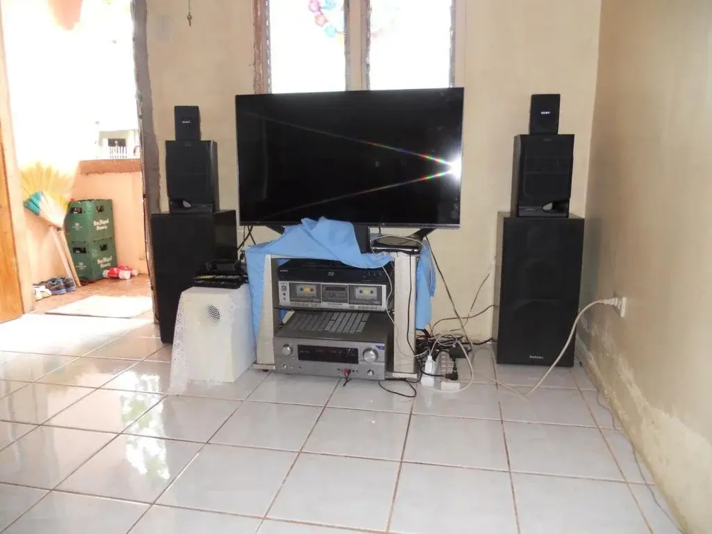 Chona and Christophe Guesthouse - Masbate
