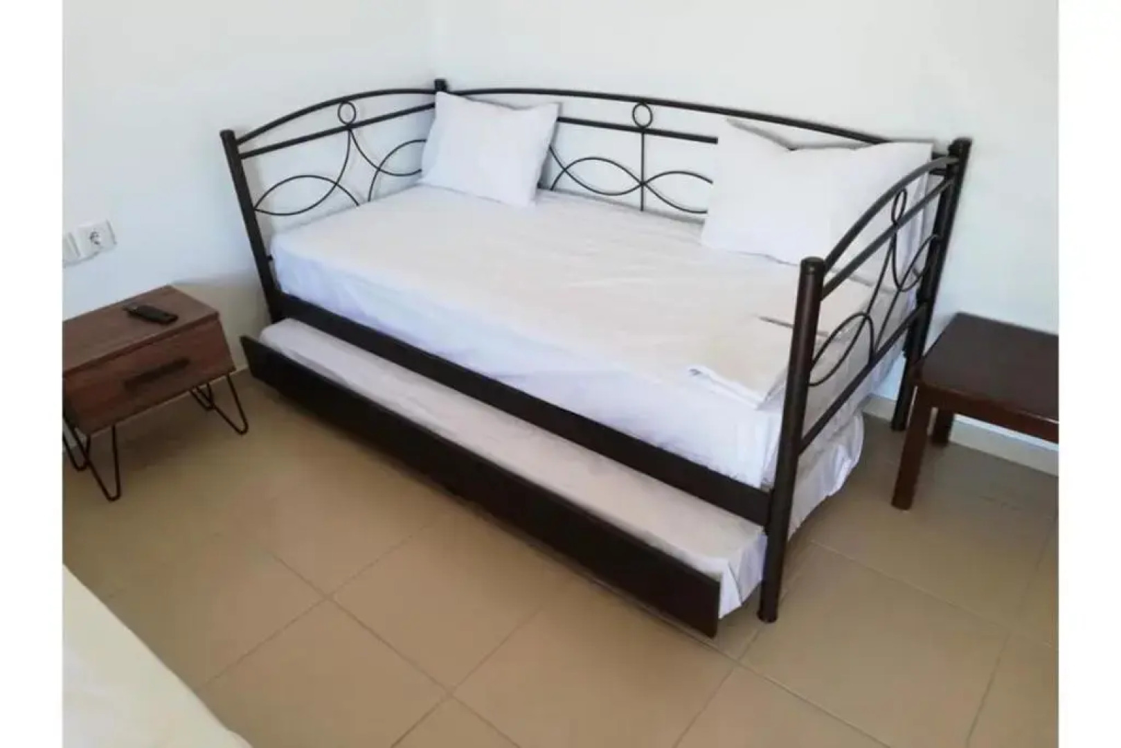 Merovili Apartment 3