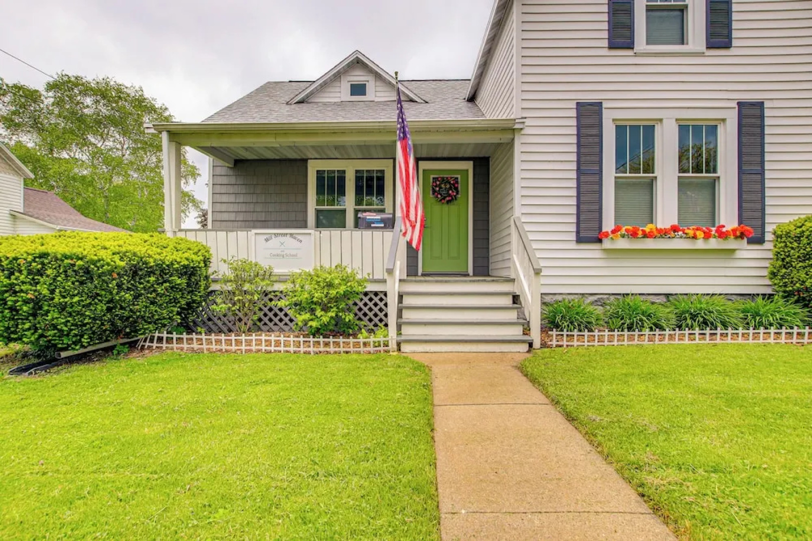 Lavish House w/ Patio - 2 Blocks to Green Lake!