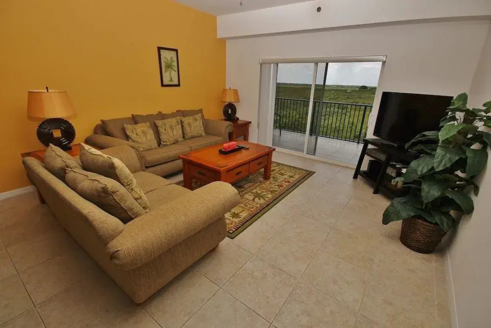 Oceanwalk 9-503 Apartment 3