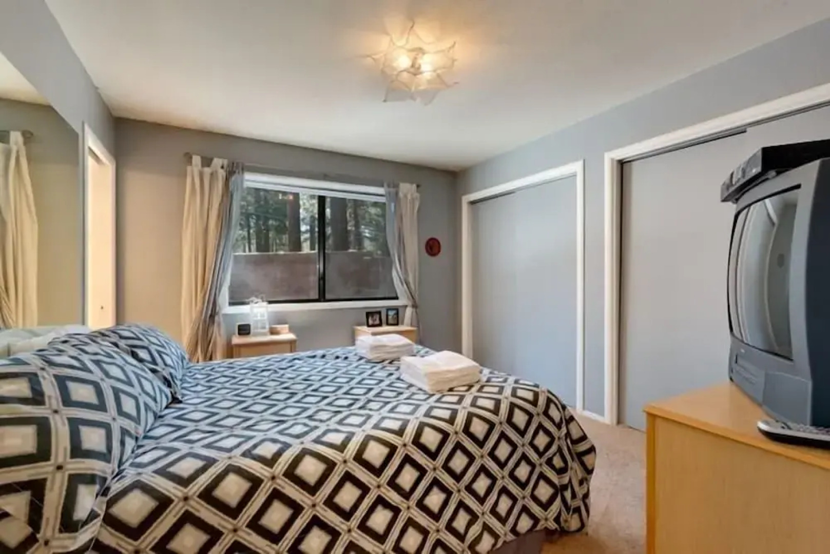 3221 Marlette Circle