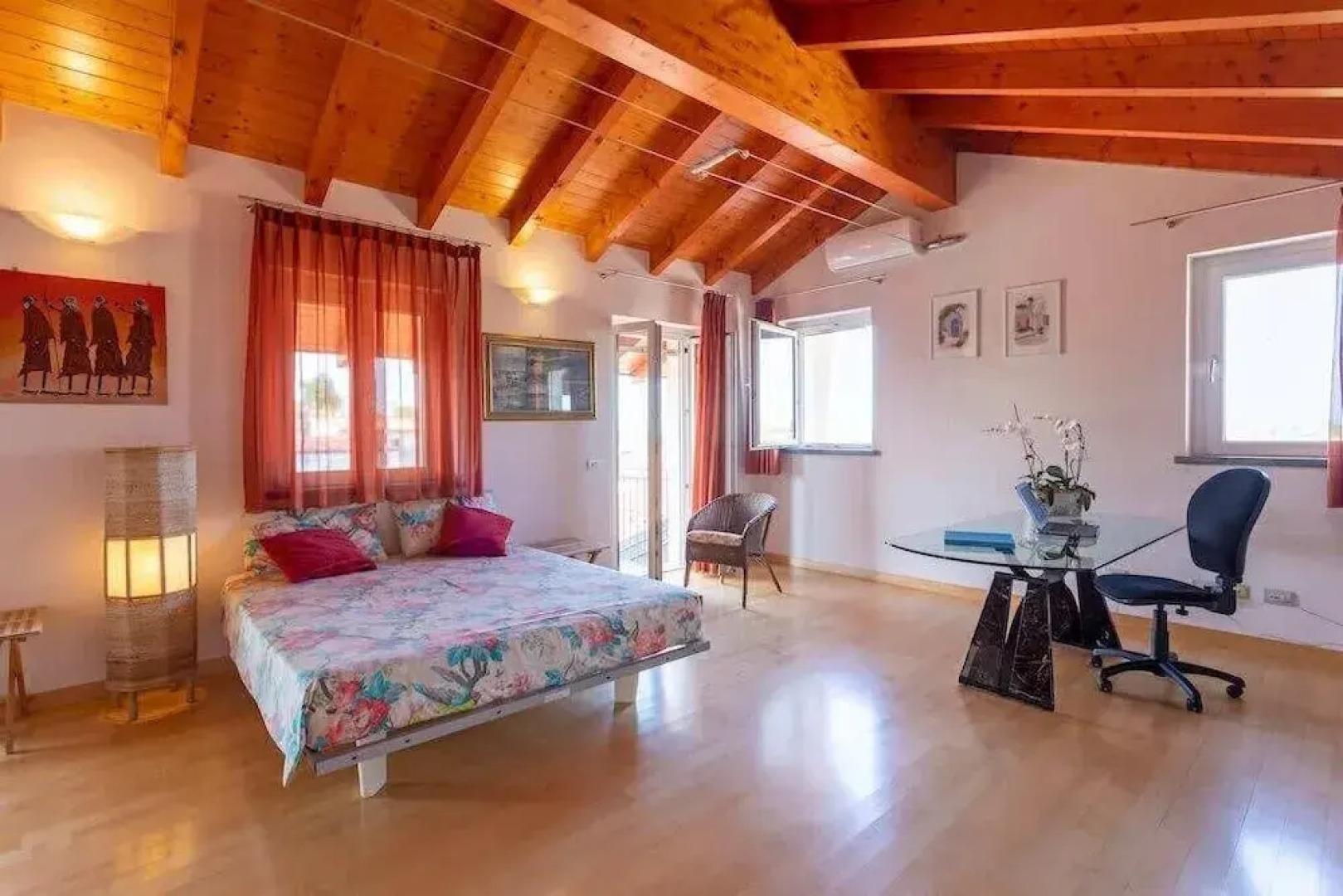 Villa Near Milan With Swimming Pool