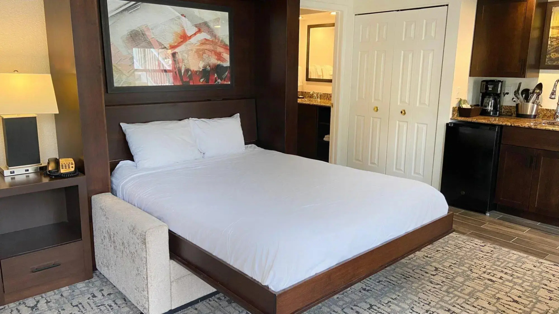 Wyndham Branson at The Falls