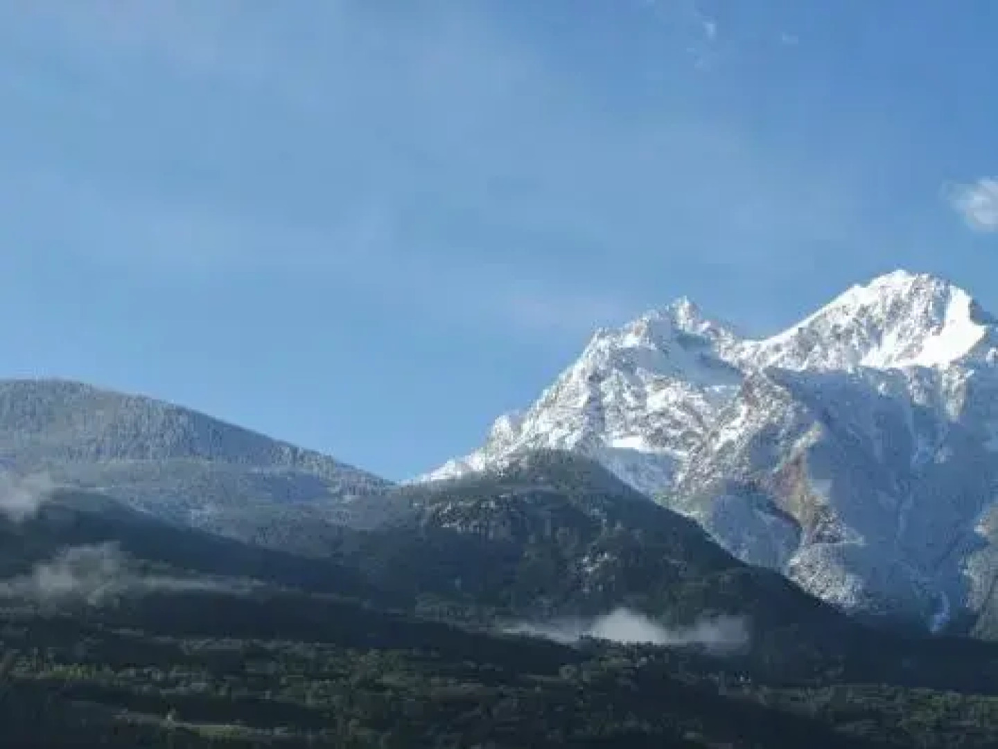 Ampio Monolocale Soleggiato E Panoramico