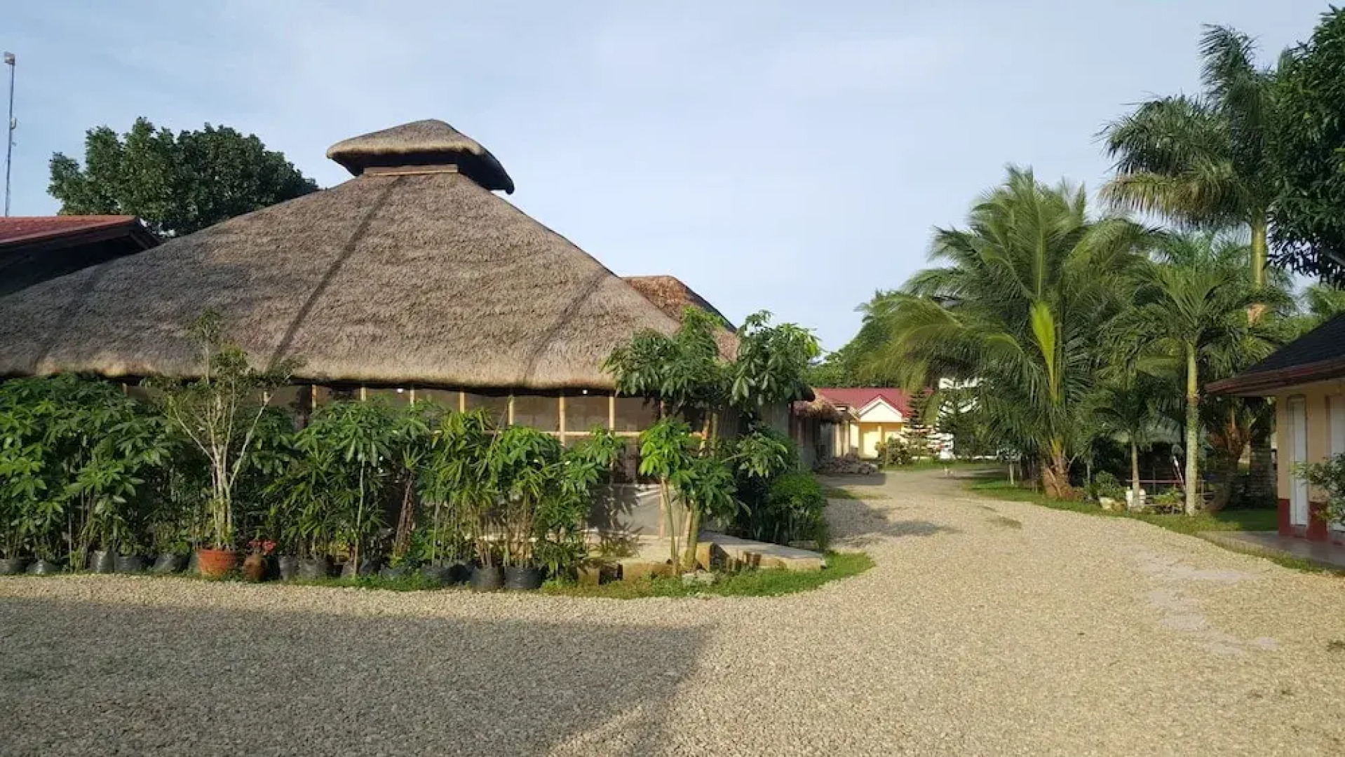 Phil Oasis Hotel & Resort