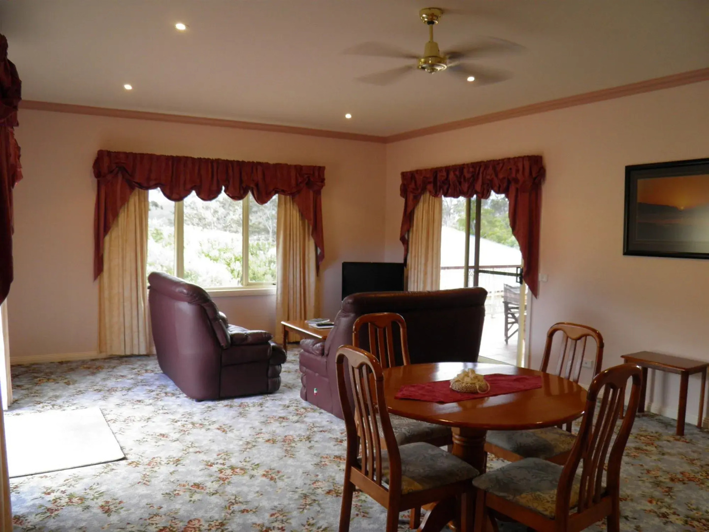 Robyns Nest Boutique Resort