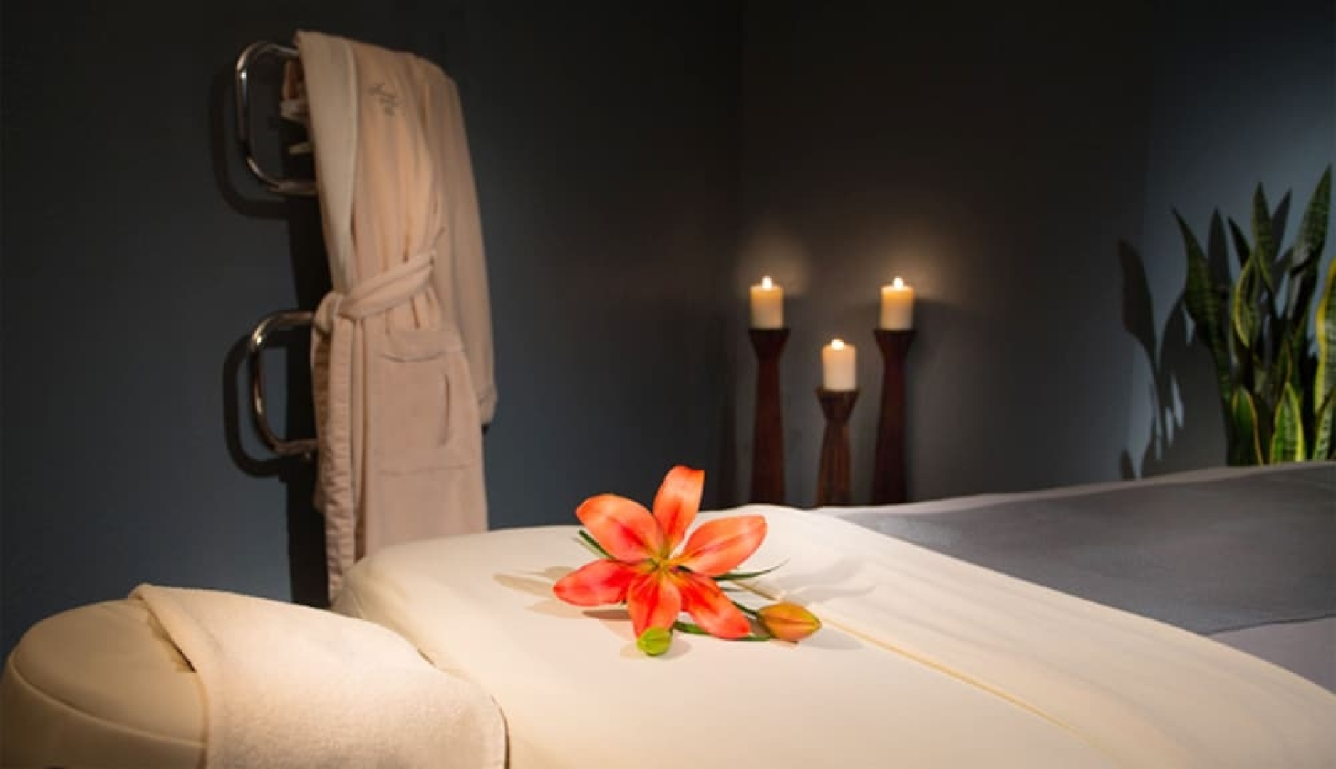 Home near 42 attractions in the Poconos