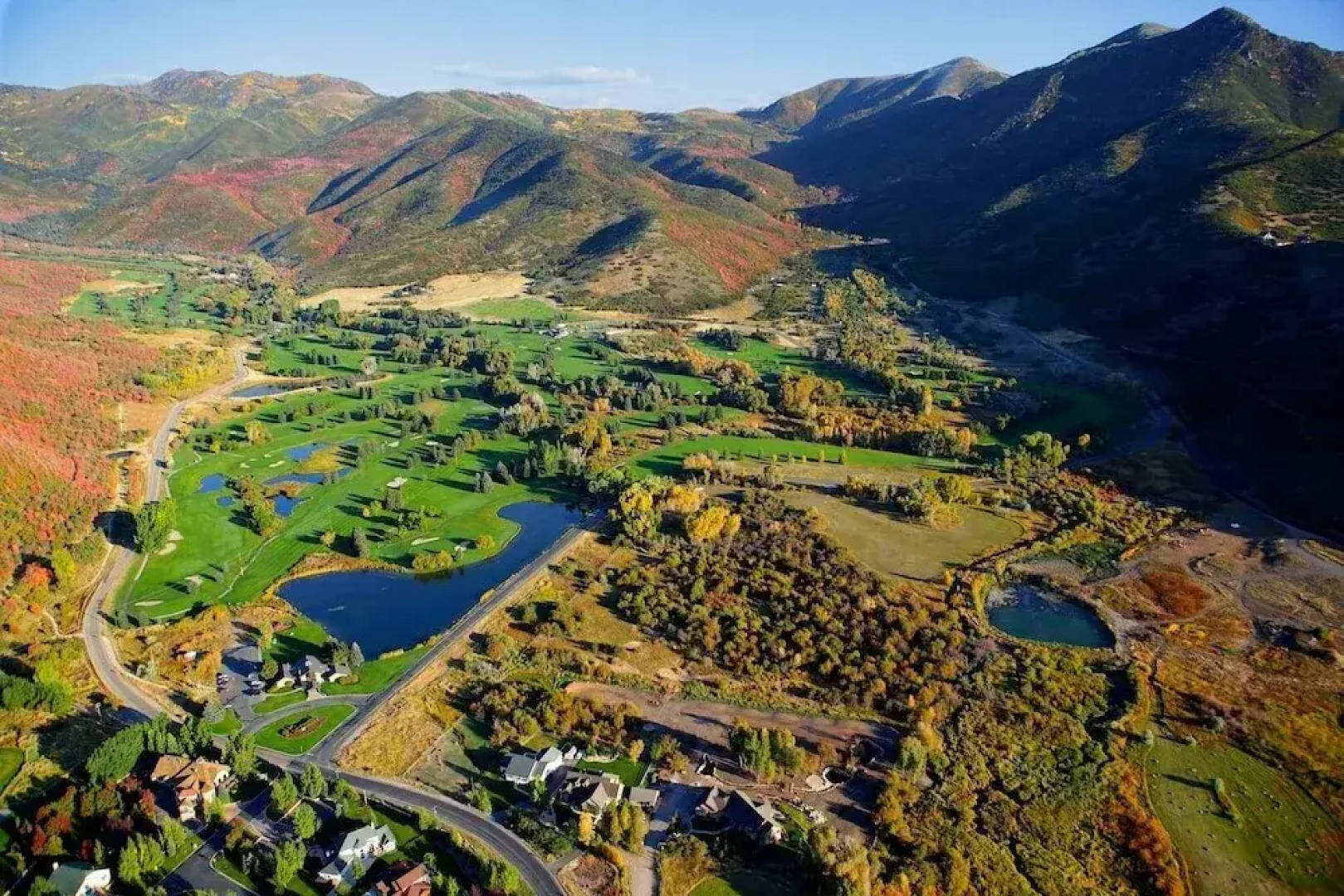 Family Getaway~pool, Tubing, Skiing, & Ice Castles Villa 1002 1 Bedroom Villa by RedAwning