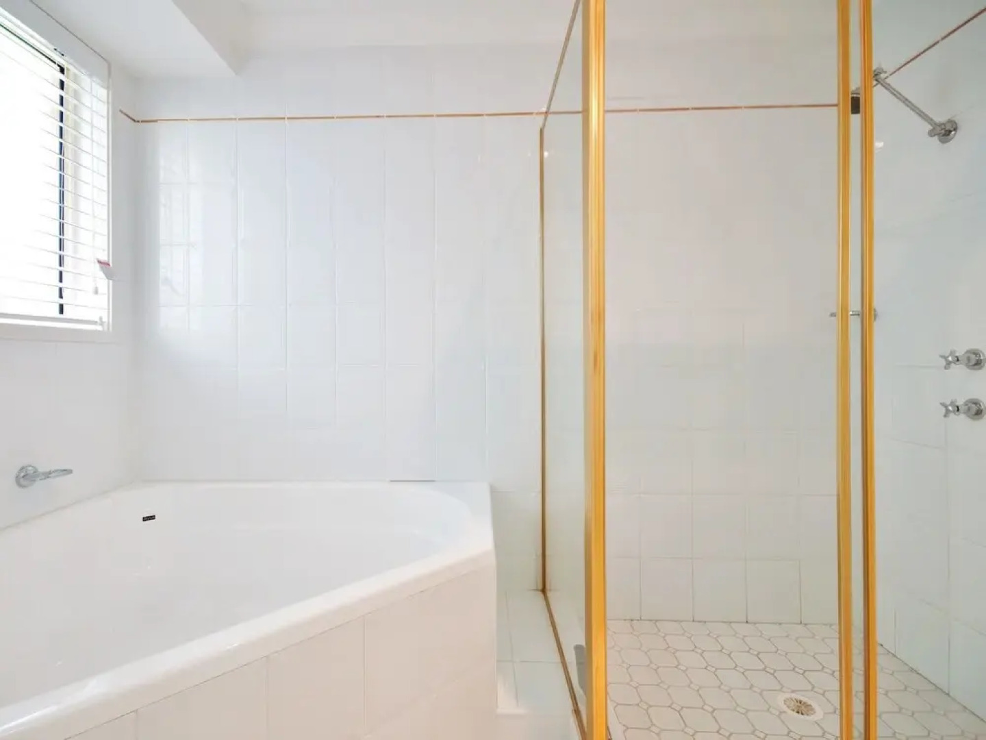 My Shell, 55 Blanch Street