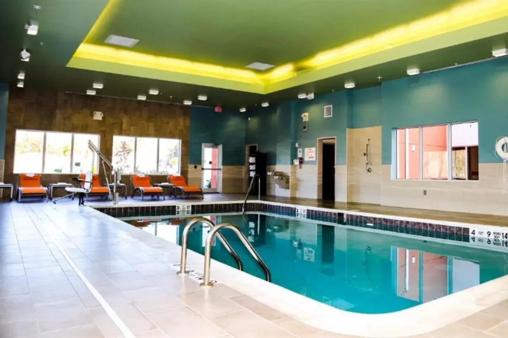 Holiday Inn Express & Suites Kingston-Ulster by IHG