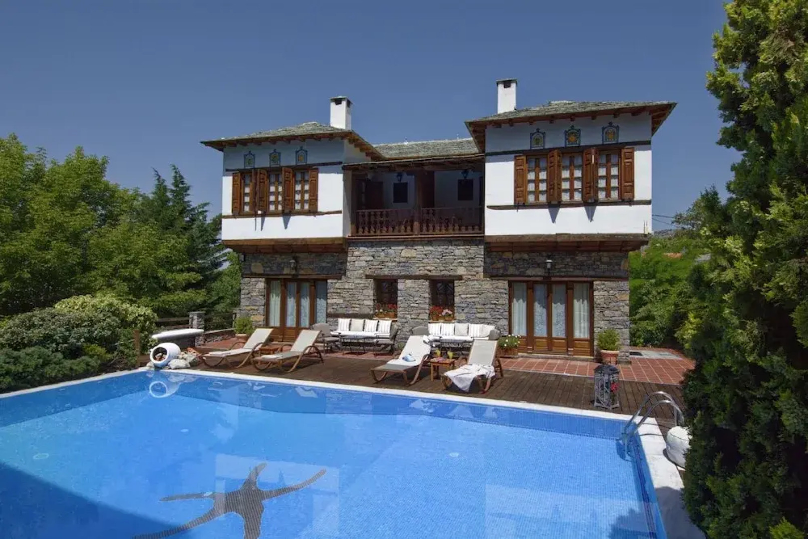 Naoumidis Guest House