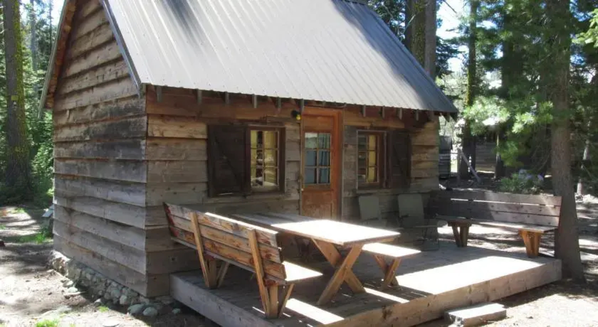 Elwell Lakes Lodge