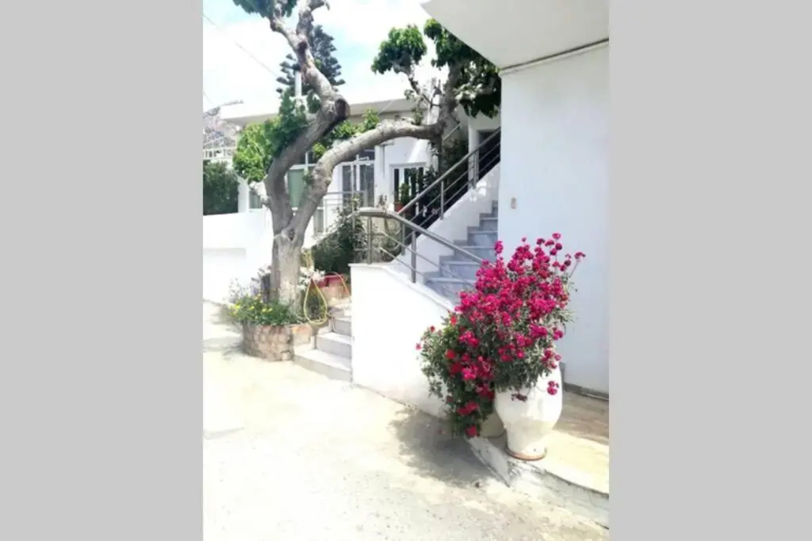 Beachfront apartment in keratokampos