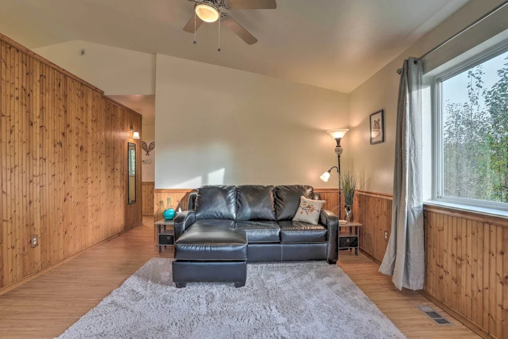 'the Eagles Nest:' 3 Mi to Downtown Wasilla!