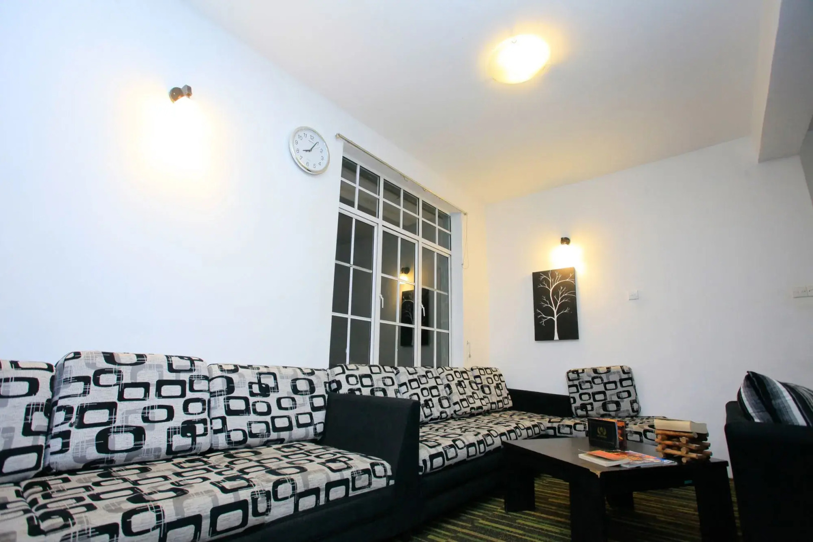 La Cottage Boutique Hotel & Restuarant