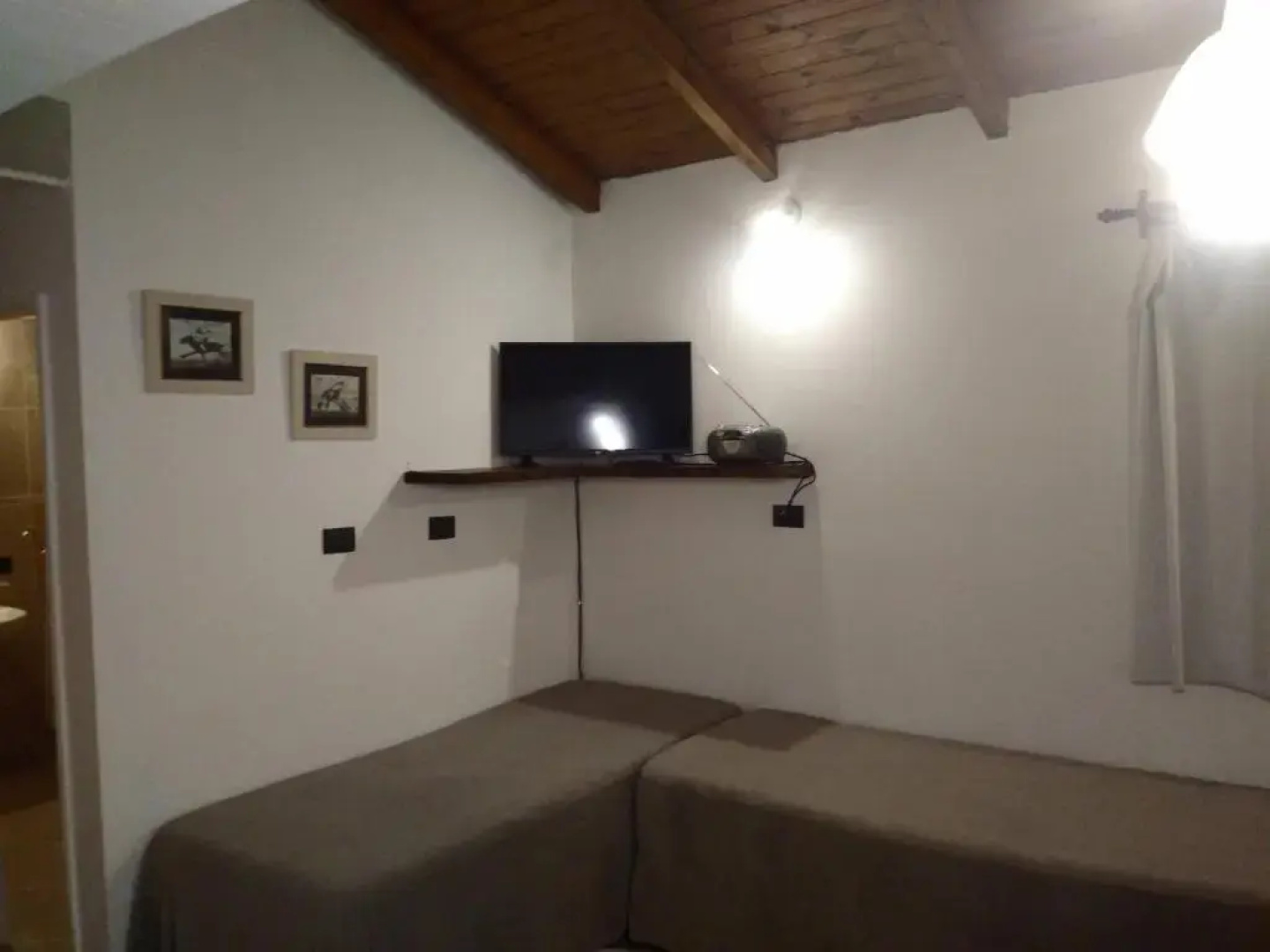 El Pueblo Aparts - Rada Tilly