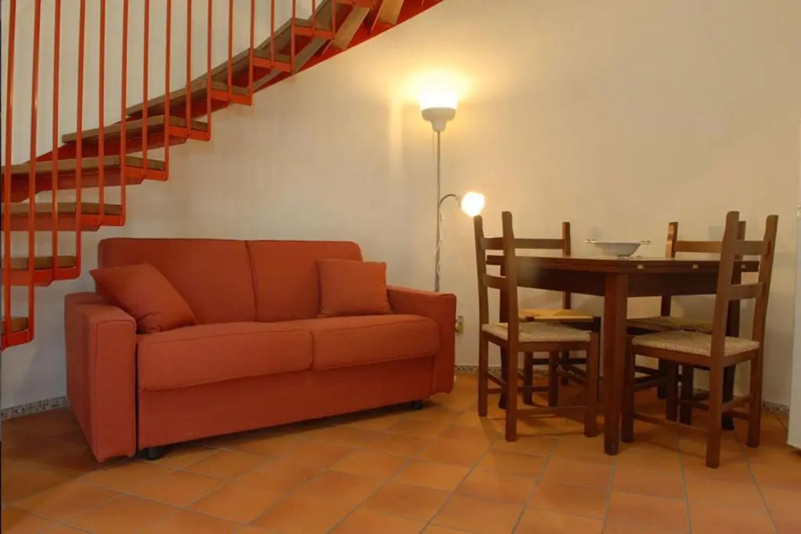 Granaio Biada In Fattoria Con Piscina