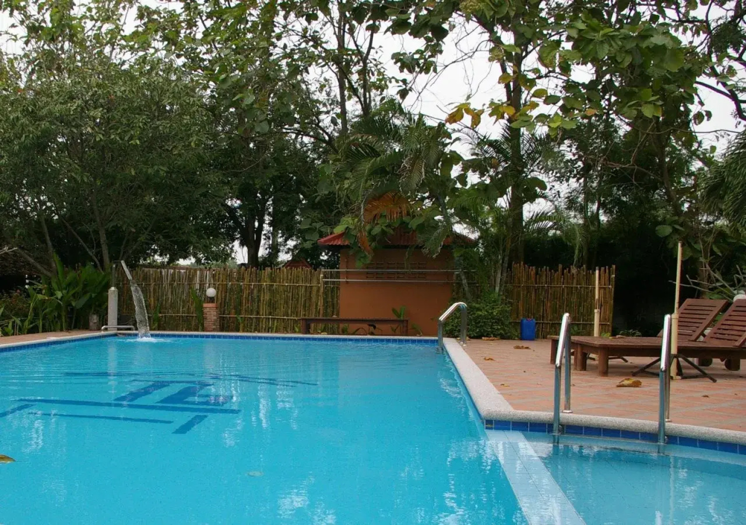 Thai-bamboo Guesthouse Resort