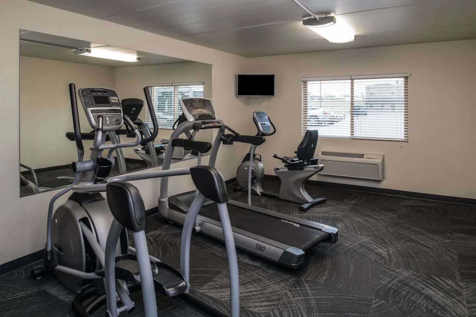 AmericInn Lodge & Suites Belle Fourche