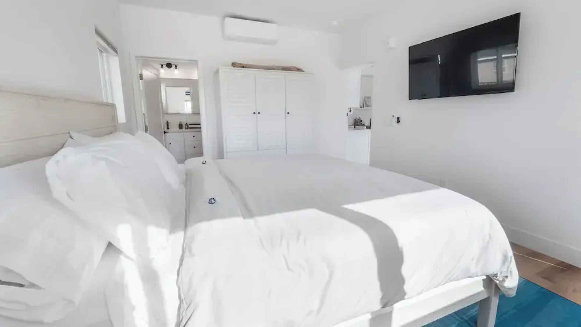 Rise Suites Oceanside