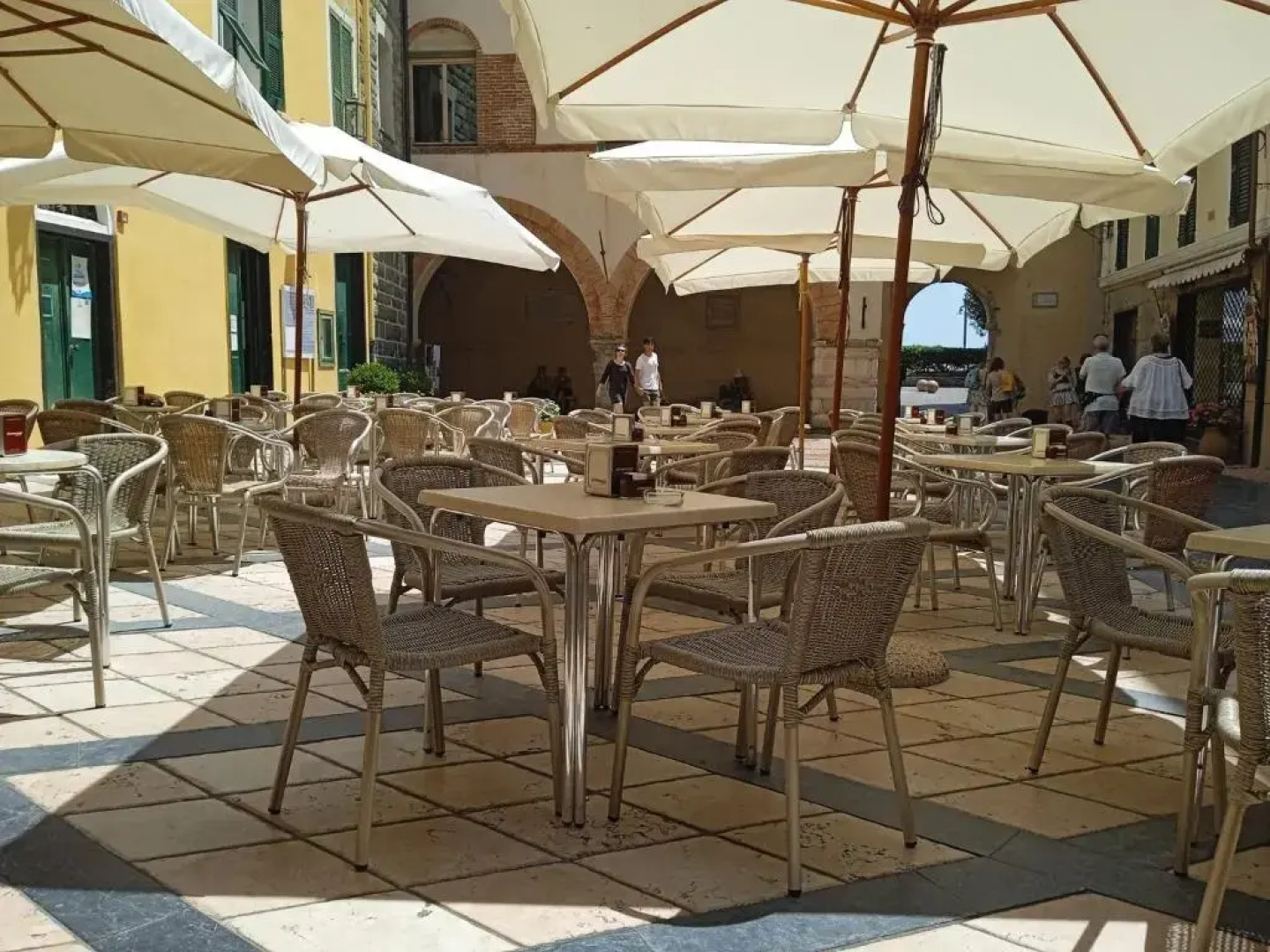 La CIASSA 00942-LT-0372