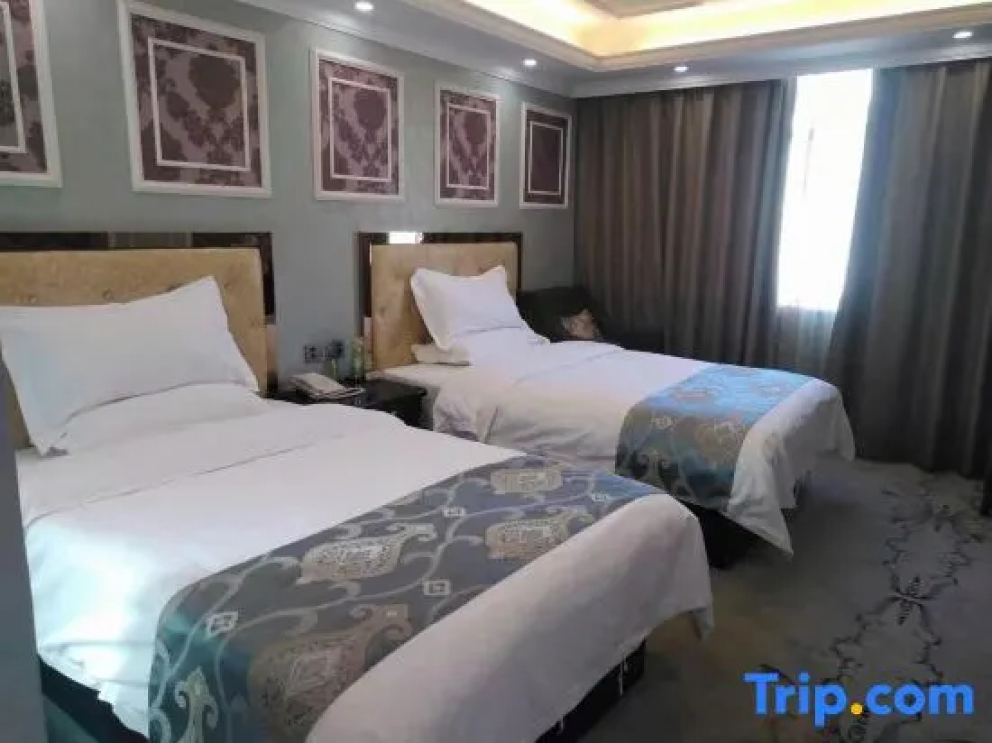 Xixiangfeng Hotel(Guigang Wanda)