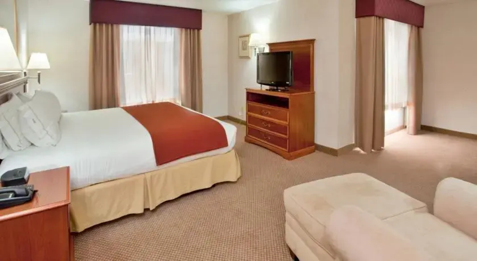 Baymont Inn & Suites Highland