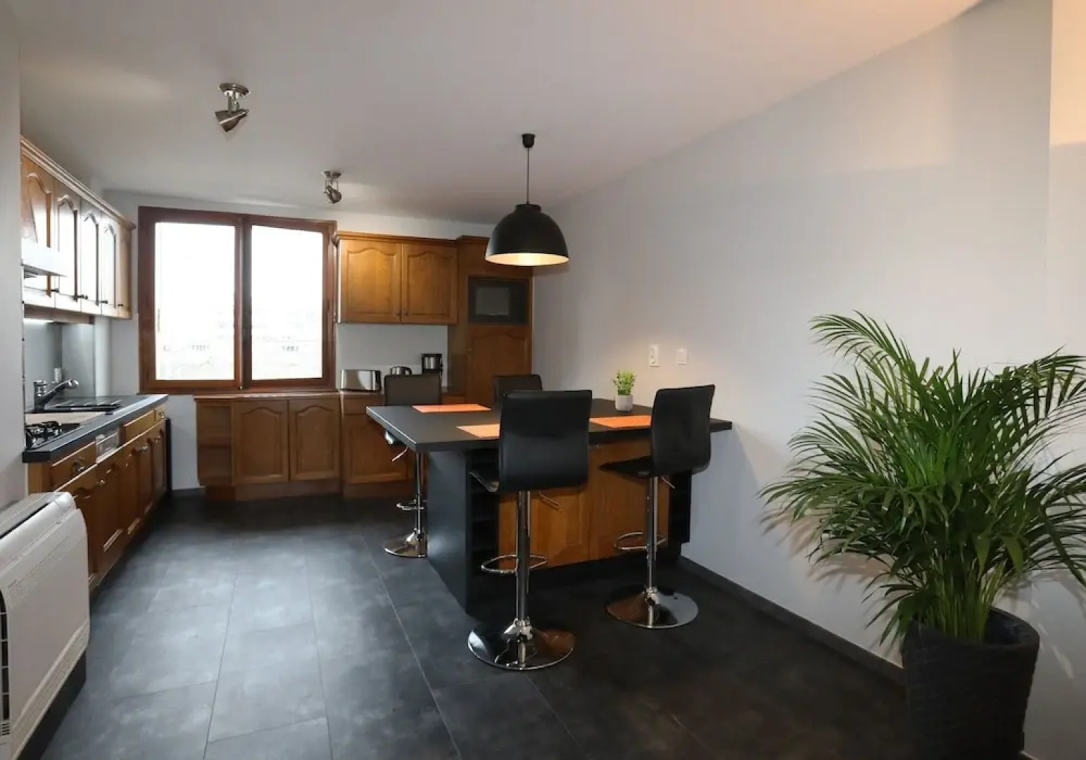 Le Grand Large in Annecy- lake view