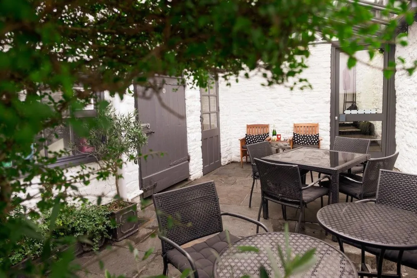 Отель The Kings Arms