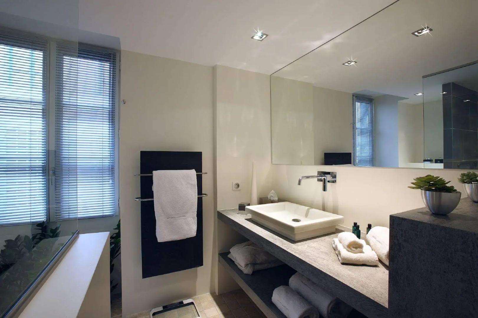 Petit Hôtel Confidentiel