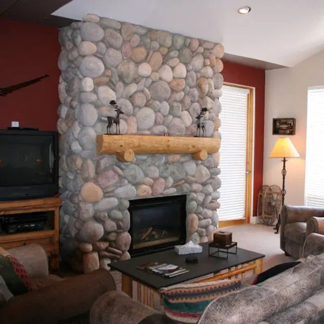 Snowstar in River Run by Alpine Lodging