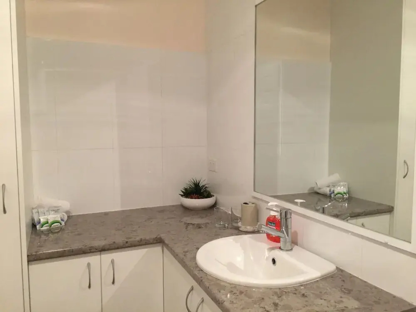 The Royal Dolphin B&B in Safety Bay