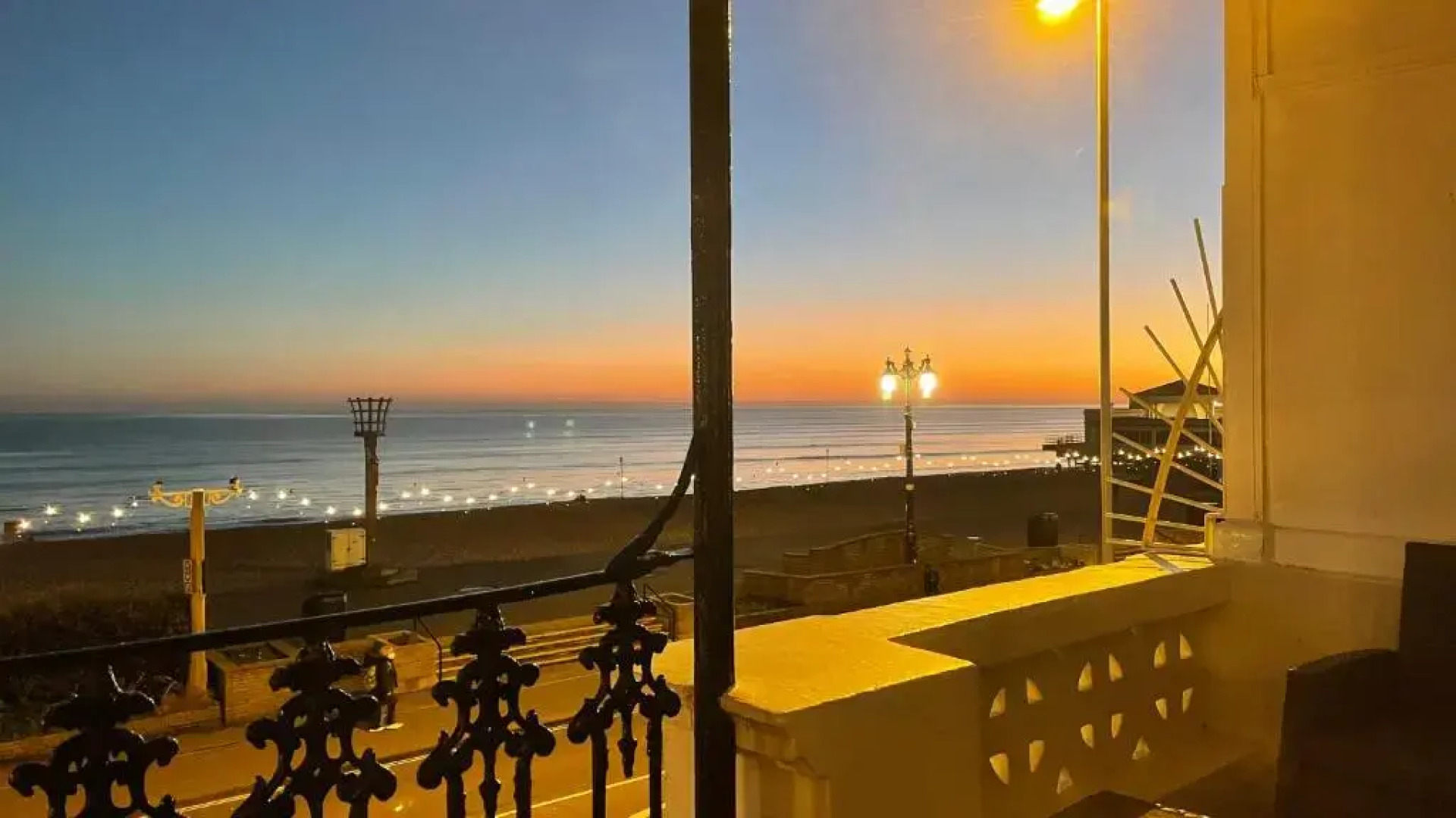 The Regency Studio - Stunning Seaview (Adults Only)