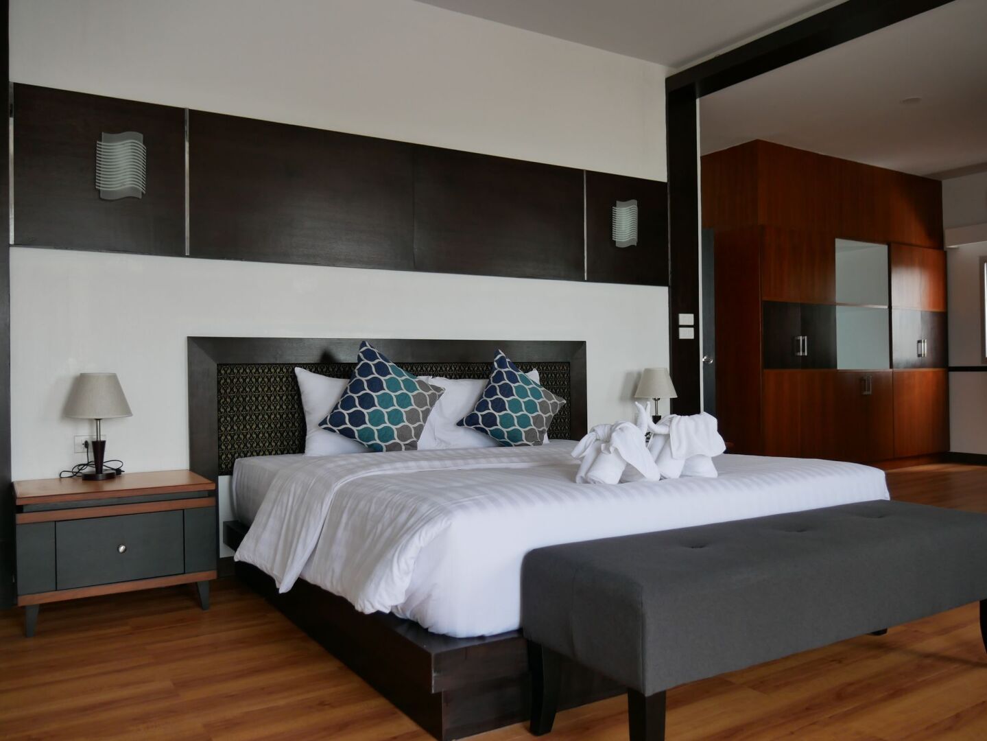 Blu Hotel Nakhon Phanom