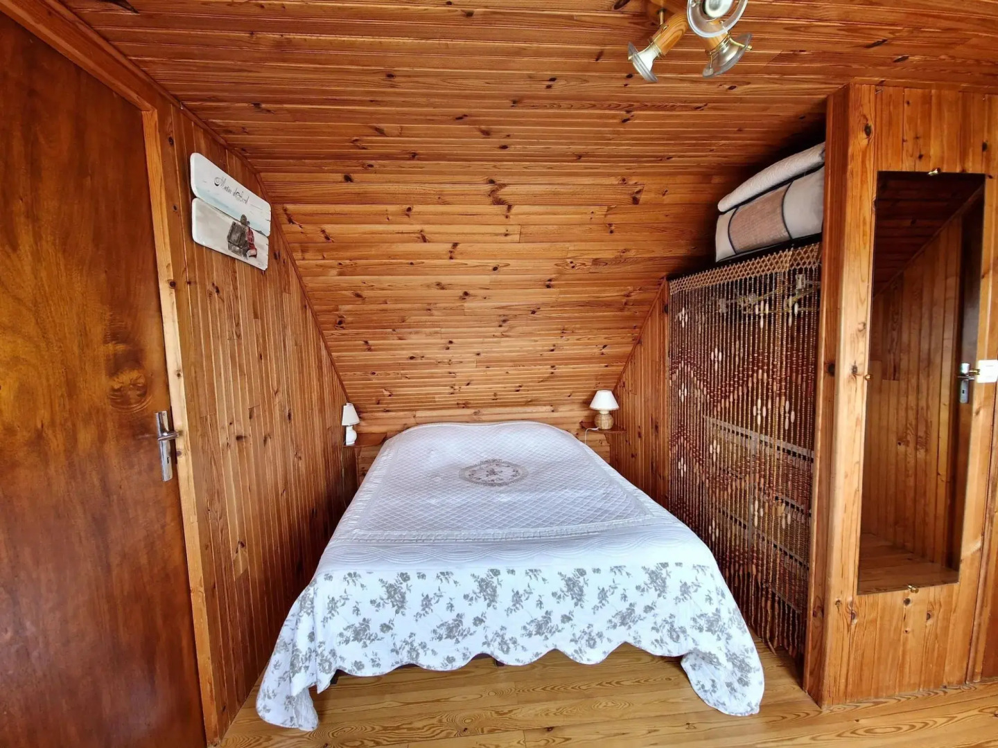 In Locquirec With 3 Bedrooms And 1 Bathrooms